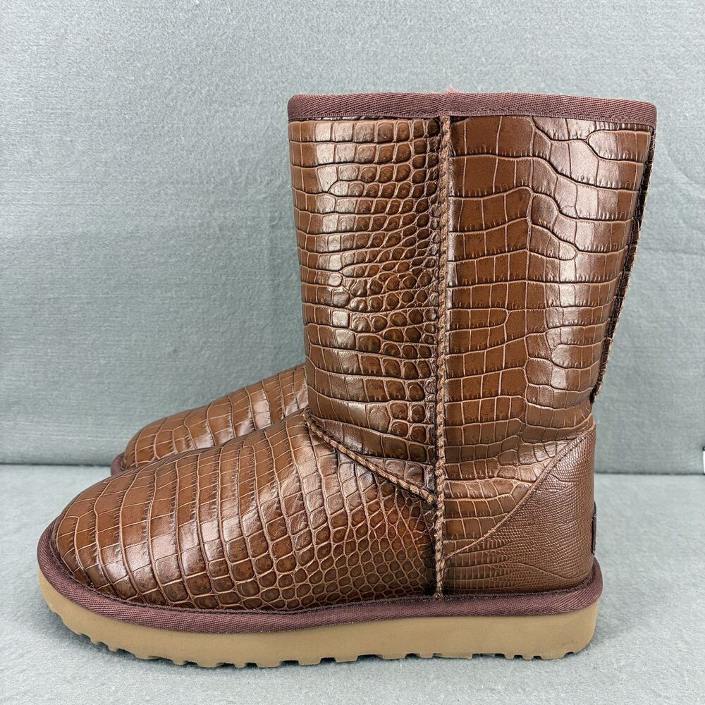 Ugg Classic Short Croco Spice Glossy Leather Women Boot Size 6 US S/N 1012900